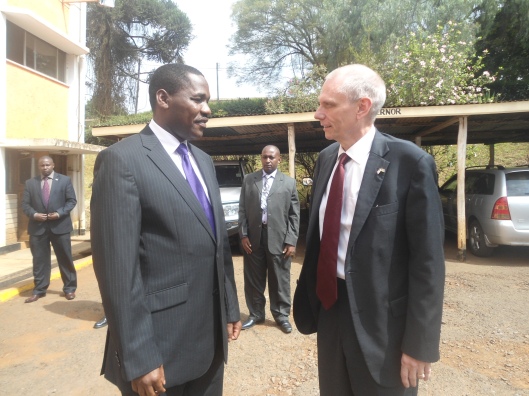 US Ambassador to Kenya Robert Godec (Right) chats with Meru Governor Peter Munya When he paid a courtesy call /Photo by David Muchui/Ciameru